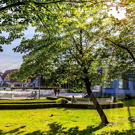 Ferienhaeuschen Hannah In Der Hotelanlage Tarnewitzer Hof * Boltenhagen (Ostseebad)